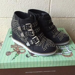 'Verona' By Jeffrey Campbell. Size: 7US