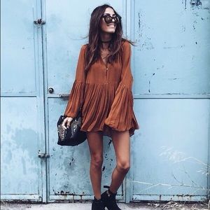 ✨NWOT BURNT ORANGE TUNIC✨