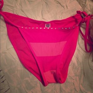 VS Bikini bottom