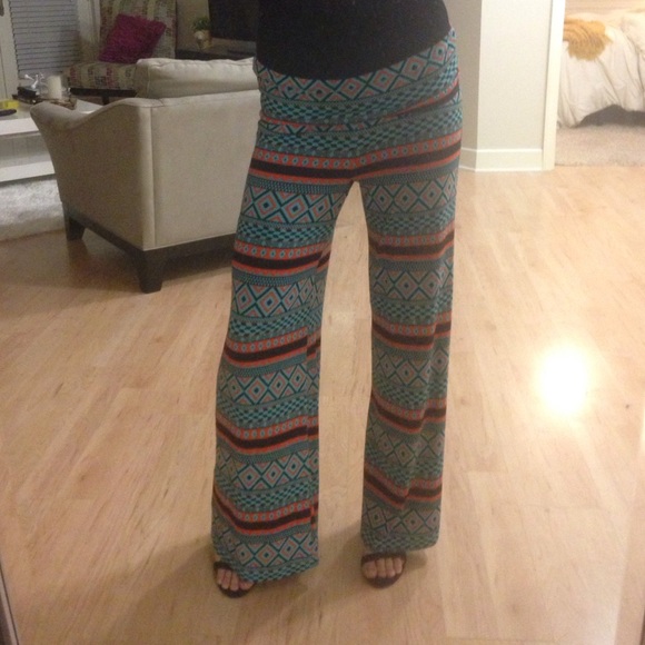 Comfy Aztec Gaucho Pants!