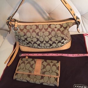 Authentic Coach purse w/ wallet