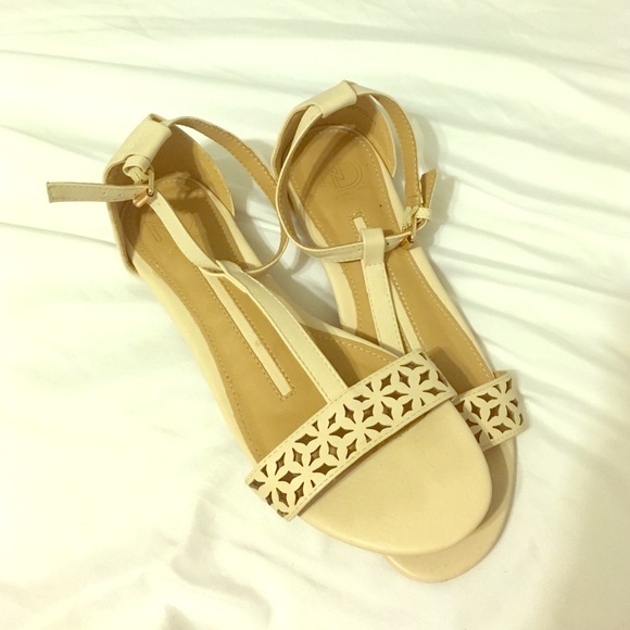 New Directions Sandals