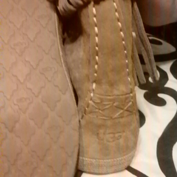 Ankle ugg suade tan boots - Picture 3 of 4