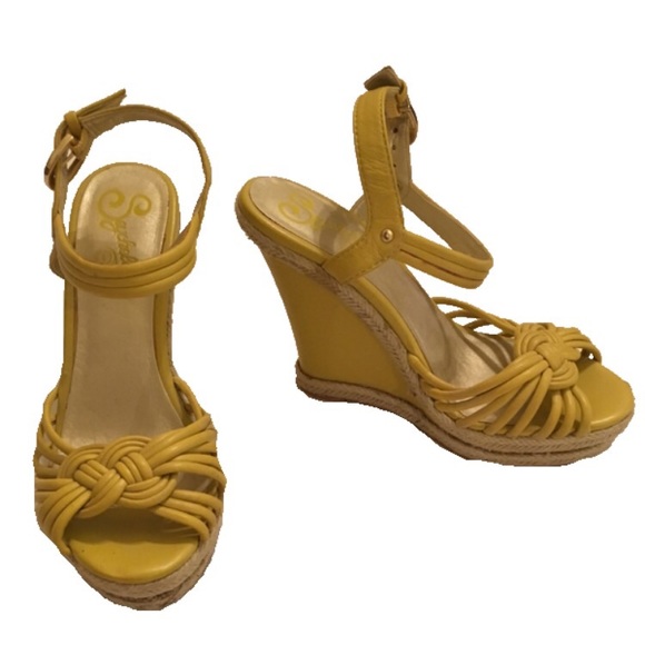 Seychelles Yellow Wedges