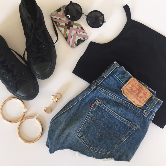 High waisted Vintage Levi's 501 cutoff shorts!