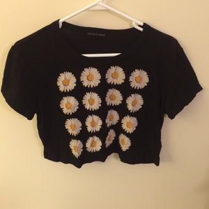 Truly Madly Deeply Daisy Cropped Tee