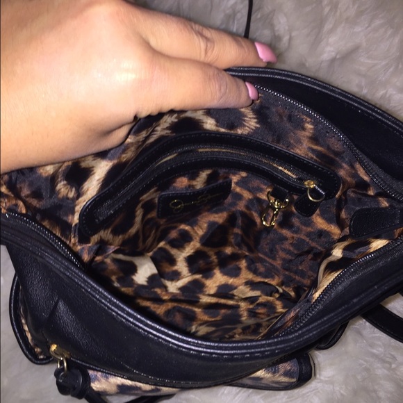 🎉SOLD!!🎉☝🏽️Jessica Simpson purse - Picture 3 of 4