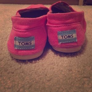 TOMS