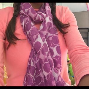 Coach Oblong Signature Scarf/Stole