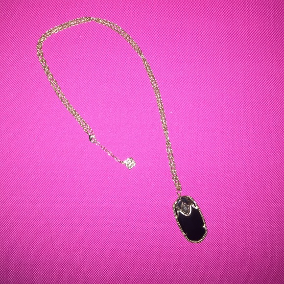 Kendra Scott long necklace