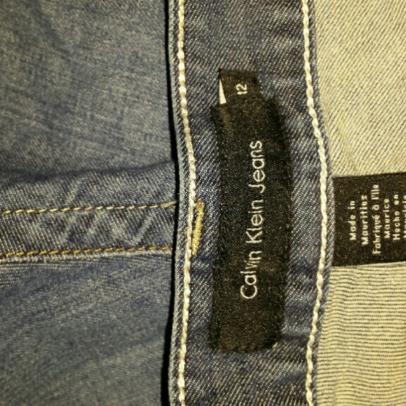 Jeans - Picture 3 of 4