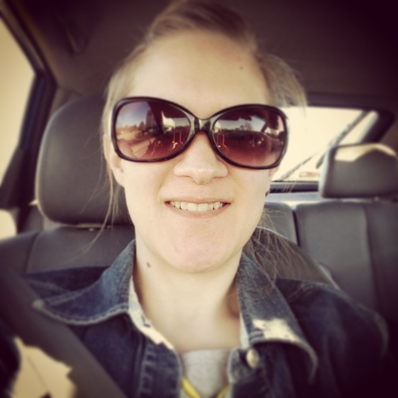 Meet your Posher, Ashley