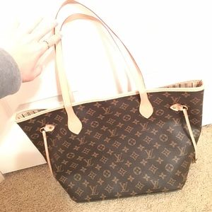 Non authentic Louis Vuitton tote bag