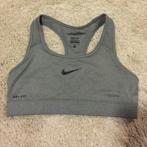 Nike Pro sport bra