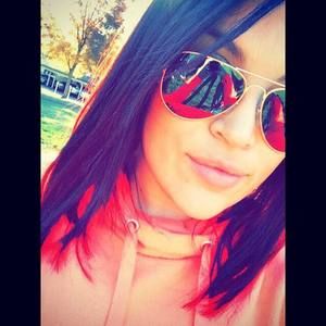 Meet your Posher, Adi