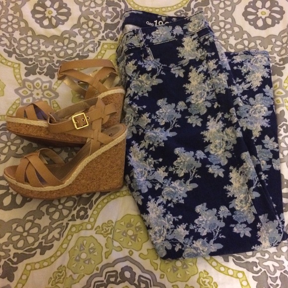 GAP Denim - Floral Print Skinny Gap Jeans