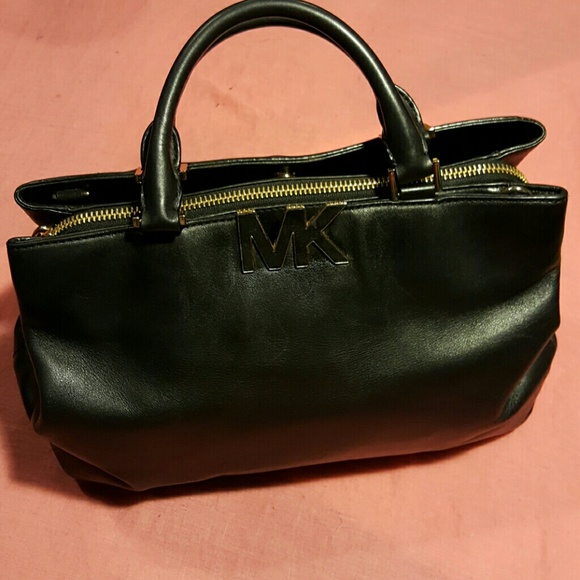 MICHAEL KORS SATCHEL - Picture 4 of 4