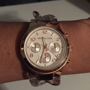 Michael Kors rose gold watch