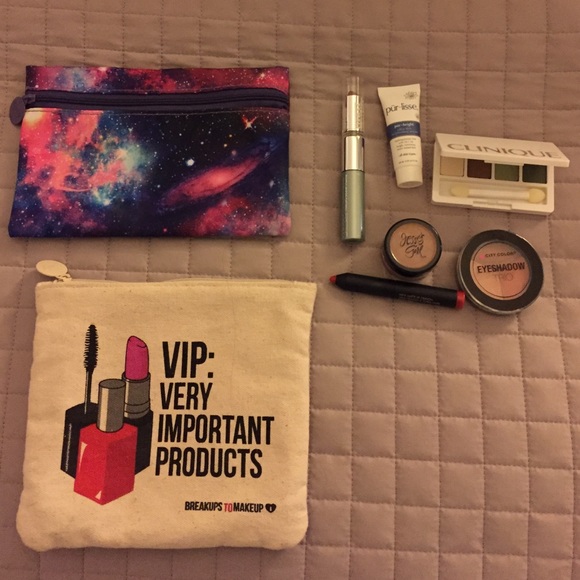 Ipsy makeup bags