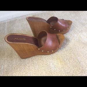 Aldo brown wooden clog