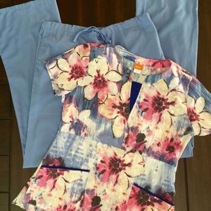 Cute scrubs!  $15 for the set 💟