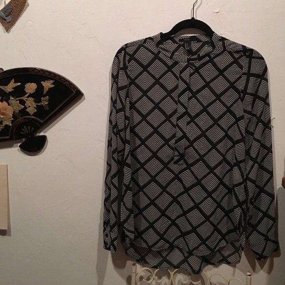 Forever 21 Tops - Forever 21 Blouse