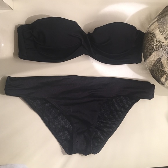 Victoria's Secret bikini