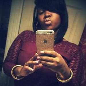 Meet your Posher, Mela