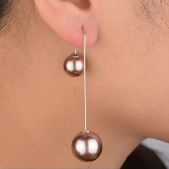Jewelry - 🌹 Faux Pearl Double Ball Gold Pewter Earrings