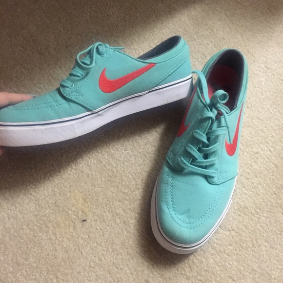 Nike!!