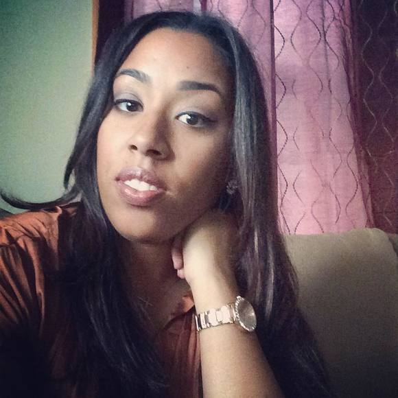Meet your Posher, Giselle - Picture 1 of 1