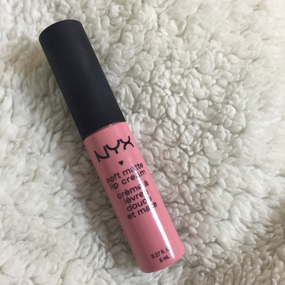 Lip gloss