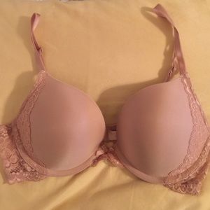 Victoria's Secret Dream Angels Push-Up Bra