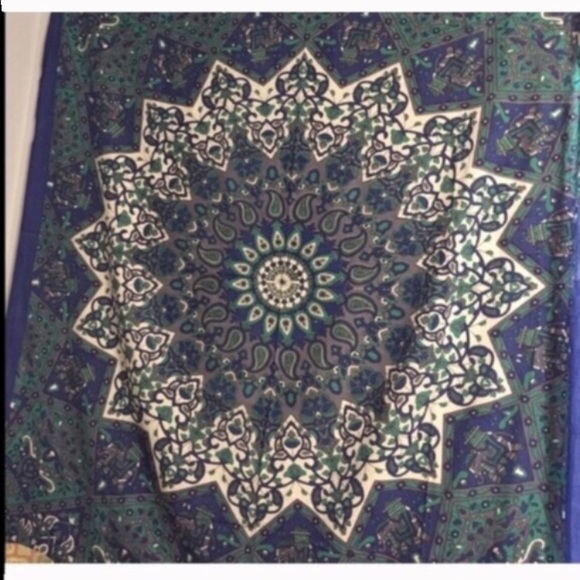 Urban Outfitters Other - Blue and green throwover and white throwover