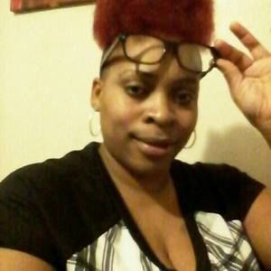 Meet your Posher, Ella