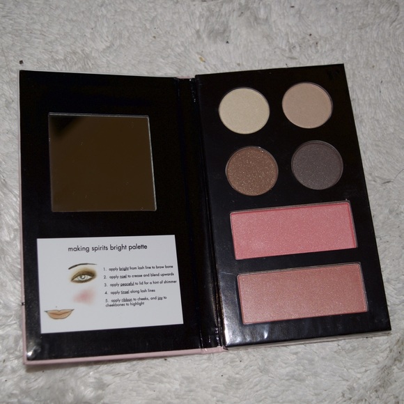 STILA BRAND NEW MAKE UP PALLET