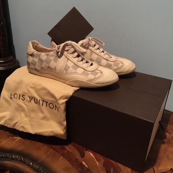 Louis Vuitton sneakers - Picture 2 of 4