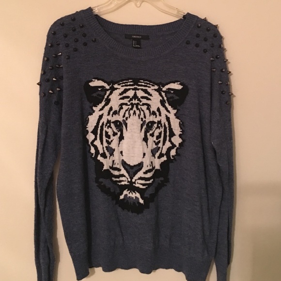 Studded sweater - Picture 1 of 1