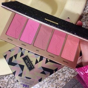 👠tarte blush palette limited edition👛