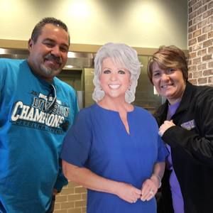 Meet your Posher, Laura