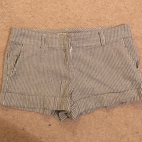 Striped shorts - Picture 1 of 1