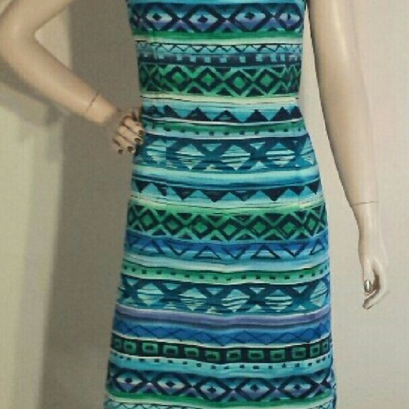 Like New! Bright beautiful hues of Blues & Greens! - Picture 2 of 3