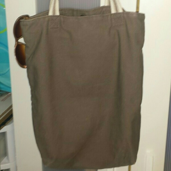NWOT! Live Your Life! American Eagle Everyday Tote - Picture 3 of 3
