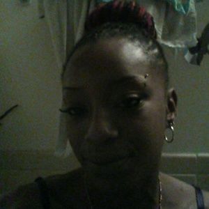 Meet your Posher, Monae