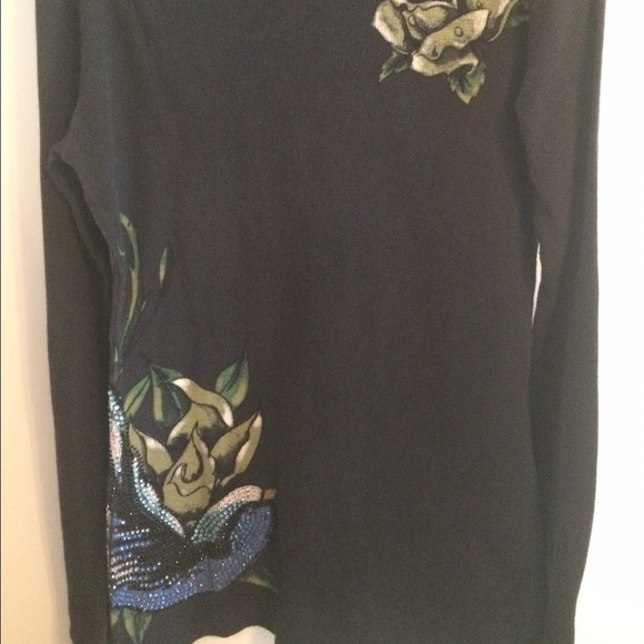 Woman's Sinful shirt with embellishments - Picture 3 of 3