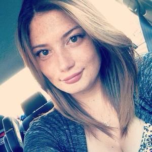 Meet your Posher, Caroline