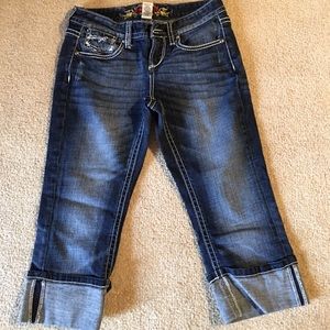 Worn just a couple of time no flaws