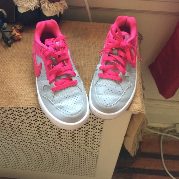 Nike force