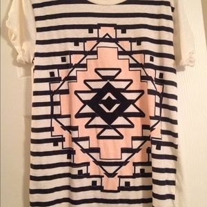 HP🎉 J. Crew Collector tee