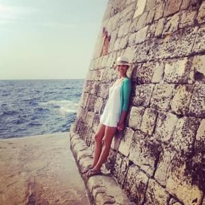 Meet your Posher, Ale